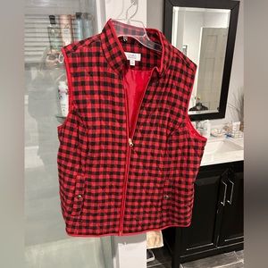 Women’s winter vest - size PXL. Red/black plaid
